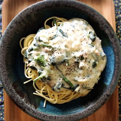 昼ご飯に作りました。生クリームなしでもクリームパスタを作ることができ、しかも簡単で美味しくできて驚きました。結構ボリュームもあるのでしっかり食べた感があります。